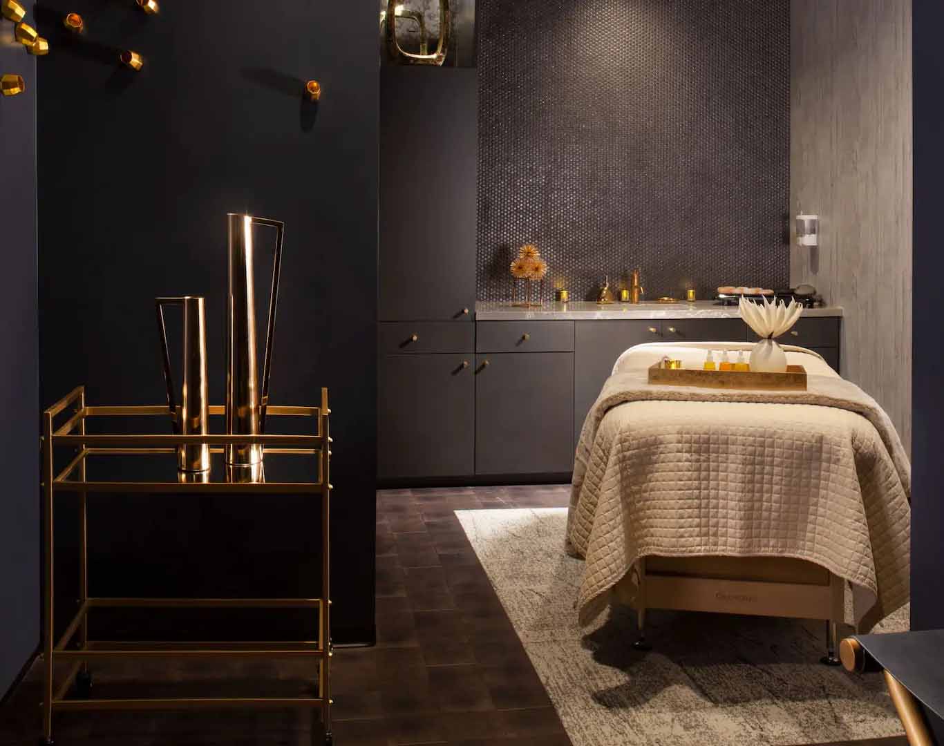 Grand Hyatt Spa 1